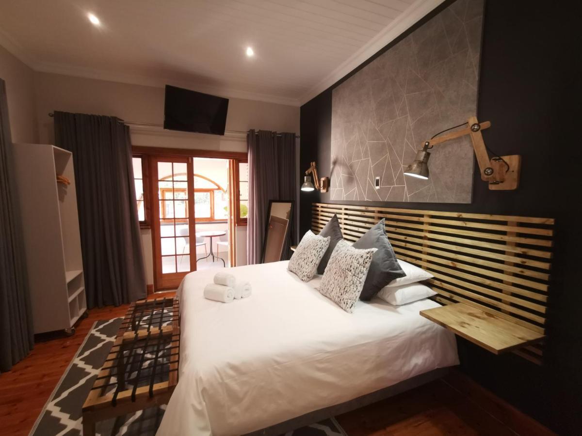Guest Suites On Connor Bloemfontein Esterno foto