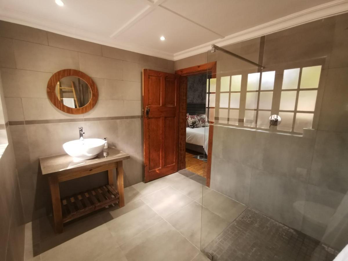 Guest Suites On Connor Bloemfontein Esterno foto