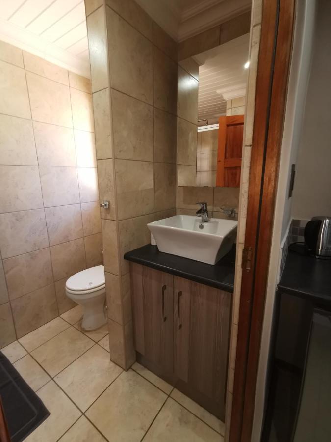 Guest Suites On Connor Bloemfontein Esterno foto