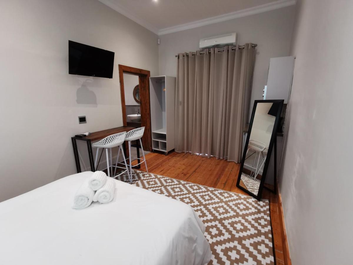 Guest Suites On Connor Bloemfontein Esterno foto